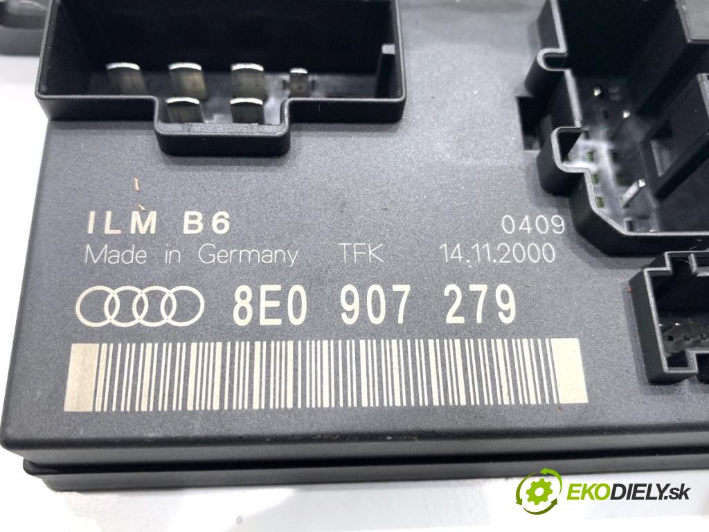 AUDI A4 B6 sedan 2000 96 kW 2.0 1984 Modul svetiel 8E0907279 (Riadiaca jednotka ostatné)