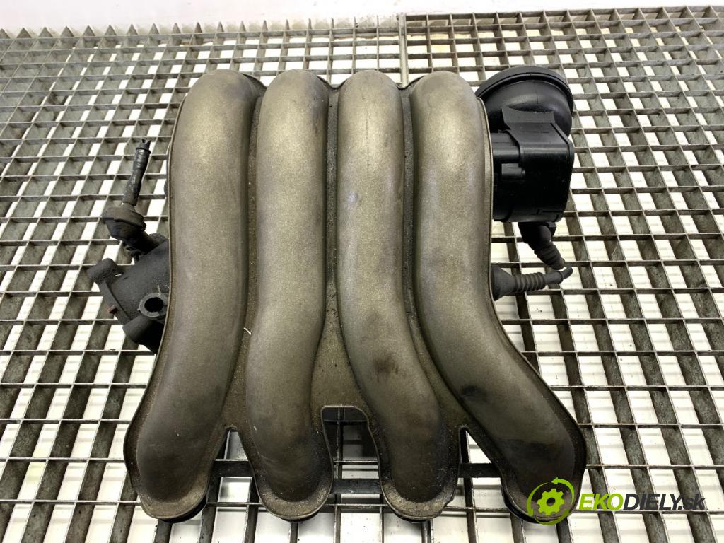 AUDI A4 B6 sedan 2000 96 kW 2.0 1984 Potrubie sacie, sanie 06B133210AT (Sacie potrubie)