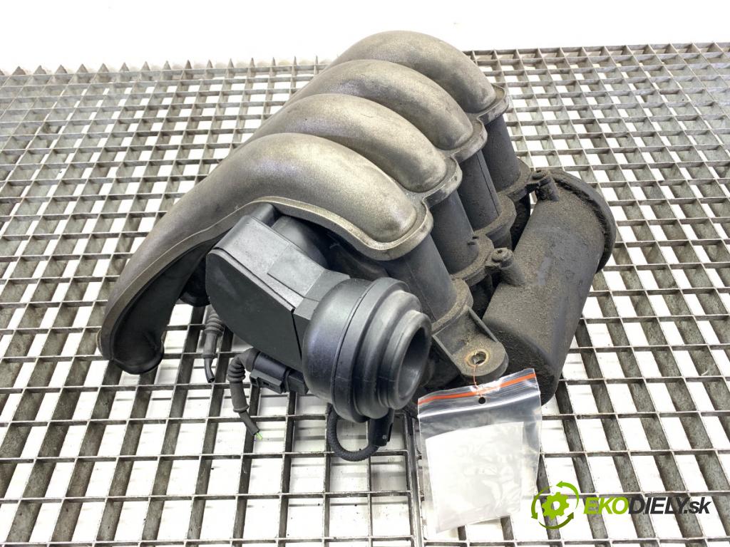 AUDI A4 B6 sedan 2000 96 kW 2.0 1984 Potrubie sacie, sanie 06B133210AT (Sacie potrubie)