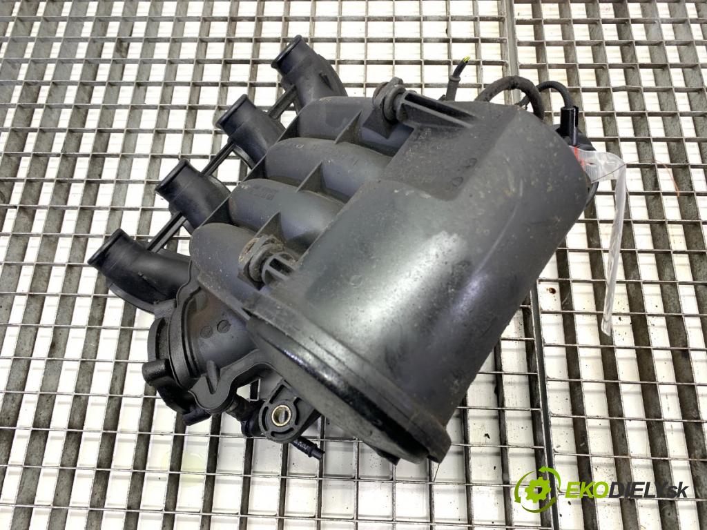 AUDI A4 B6 sedan 2000 96 kW 2.0 1984 Potrubie sacie, sanie 06B133210AT (Sacie potrubie)