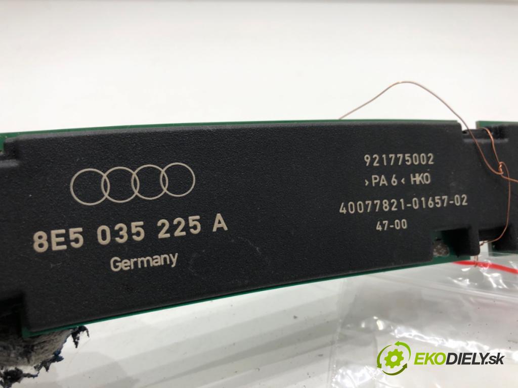 AUDI A4 B6 sedan 2000 96 kW 2.0 1984 ANTENA zesilovač Antenní: 8E5035225A