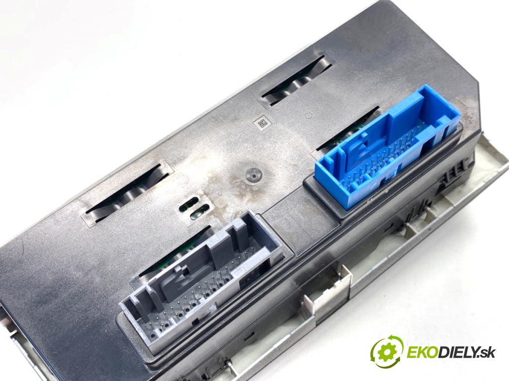 OPEL ASTRA H Kombi 2006 74 kW 1.9 CDTI (L35) 1910 Panel ovládania kúrenia 13245121 (Prepínacie páčky pod volantom)