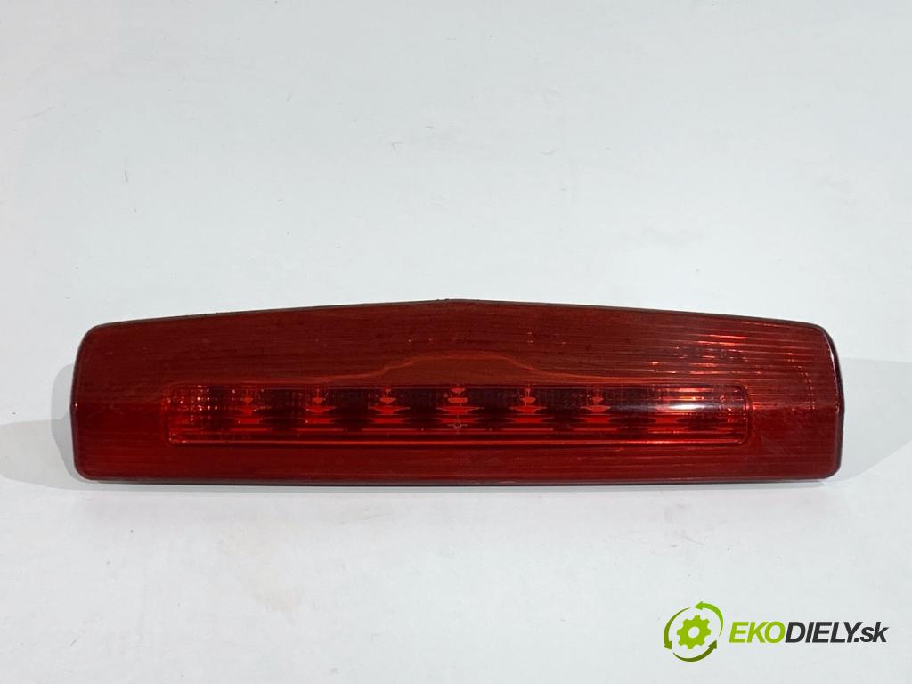 OPEL ASTRA H Kombi 2006 74 kW 1.9 CDTI (L35) 1910 světlo brzdových světel 13211587