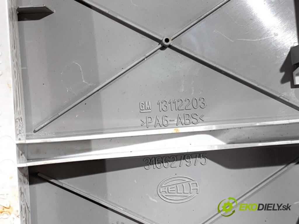 OPEL ASTRA H Kombi 2006 74 kW 1.9 CDTI (L35) 1910 světlo stropní 13112203