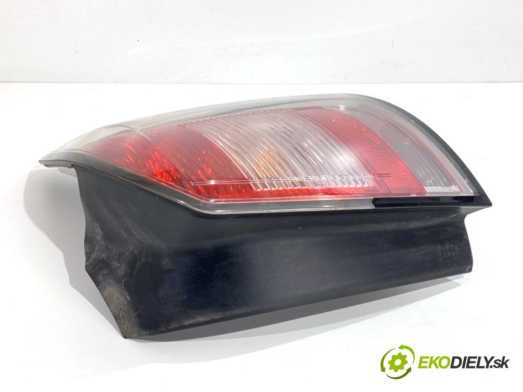 OPEL ASTRA H Kombi 2006 74 kW 1.9 CDTI (L35) 1910 světlo pravý zadní část 13223675