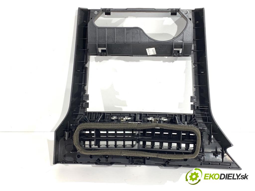 OPEL ASTRA H Kombi 2006 74 kW 1.9 CDTI (L35) 1910 mří topení přední část střední 24465731