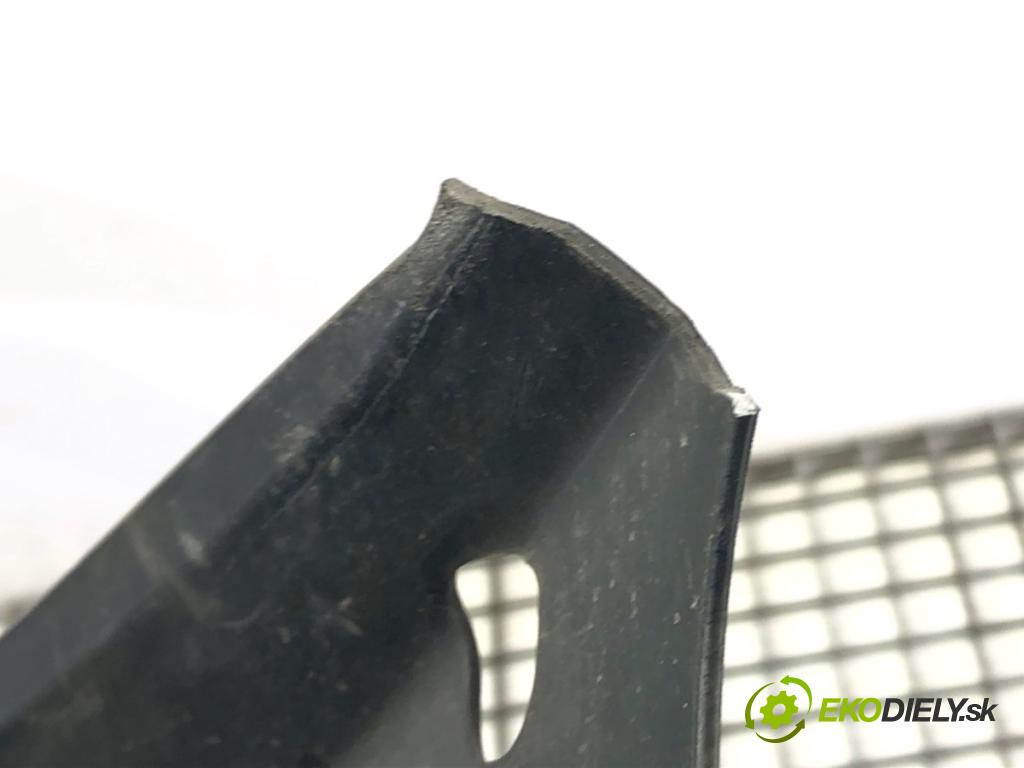 OPEL ASTRA H Kombi 2006 74 kW 1.9 CDTI (L35) 1910 mřížka maska  (Přední mřížka (maska chladiče))