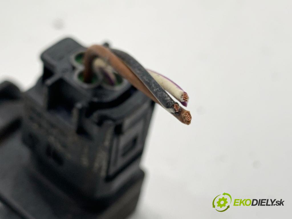 OPEL ASTRA H Kombi 2006 74 kW 1.9 CDTI (L35) 1910 snímač KVALITNÍ: vzduchu 09180219