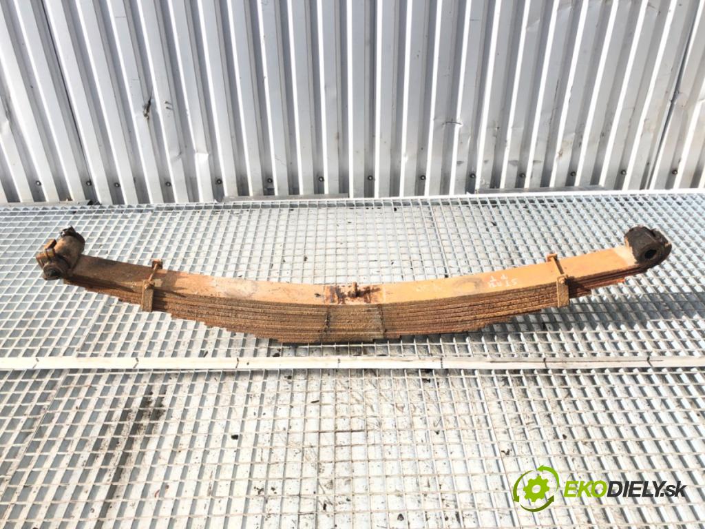 STAR   1999 110 kW 6842 cm3 110 kW [150 KM] 6842 Listové pero pravy zad 