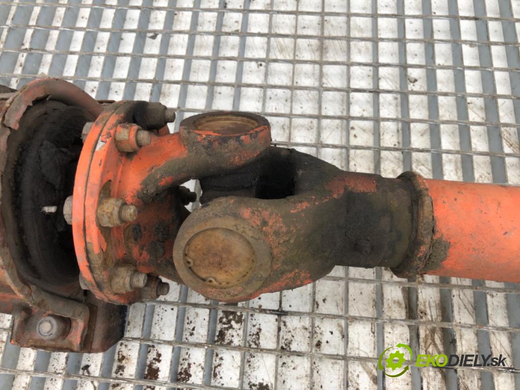 STAR   1999 110 kW 6842 cm3 110 kW [150 KM] 6842 Kardaň, hriadeľ hnací zad  (Kardaňový hriadeľ)