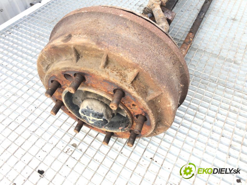 STAR   1999 110 kW 6842 cm3 110 kW [150 KM] 6842 predný