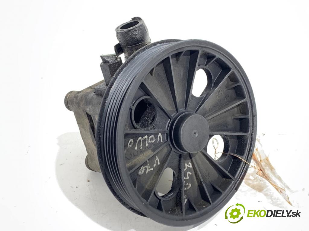 VOLVO S60 I sedan 2002 120 kW 2.4 D 2400 Pumpa servočerpadlo 8683376 (Servočerpadlo)