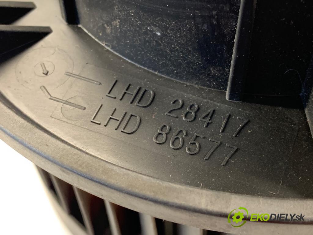 VOLVO S60 I sedan 2002 120 kW 2.4 D 2400 ventilátor kúrenia