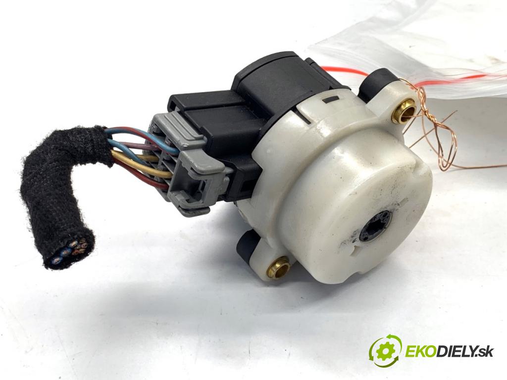 VOLVO S60 I sedan 2002 120 kW 2.4 D 2400 Kocka, vložka spínacej skrinky 8645228 (Spínacia skrinka)