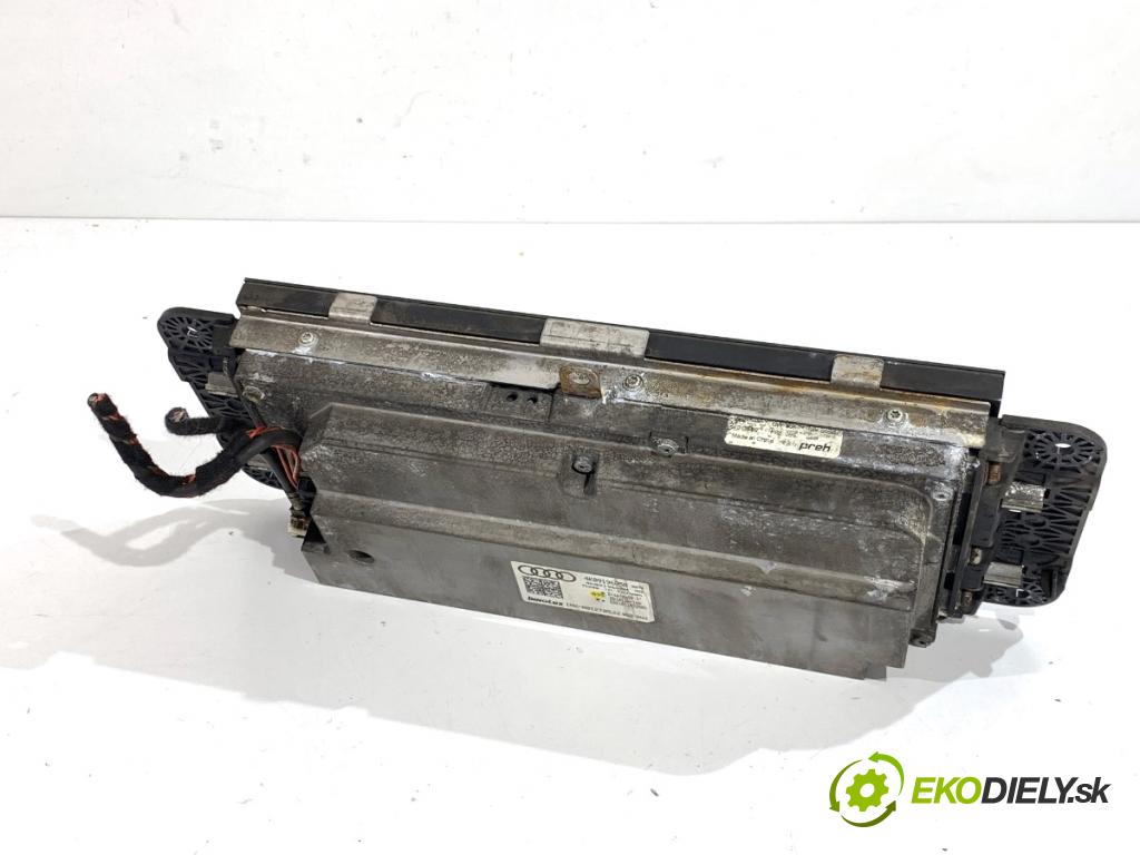 AUDI A6 C8 Kombi 2022 441 kW RS6 Mild Hybrid quattro 3996 Dislpej 4K0919605N (Prístrojová doska)