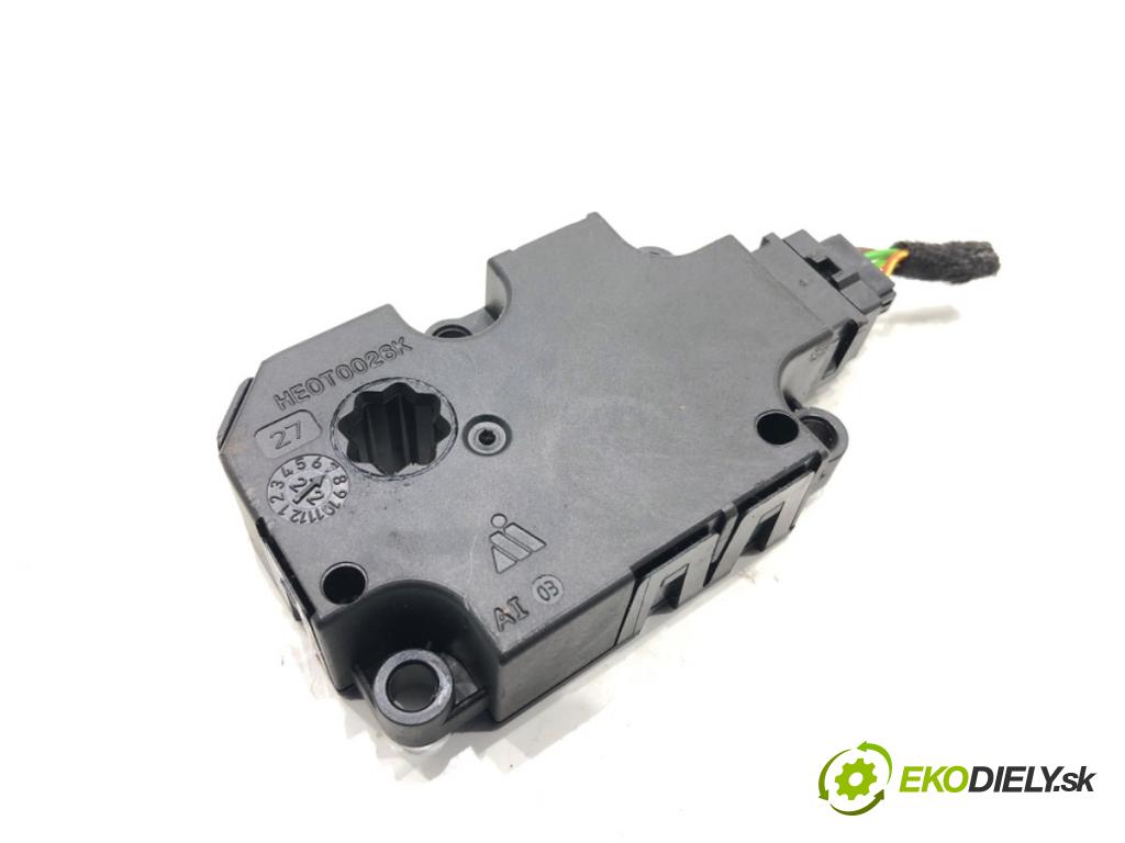 AUDI A6 C8 Kombi 2022 441 kW RS6 Mild Hybrid quattro 3996 Motor kúrenia