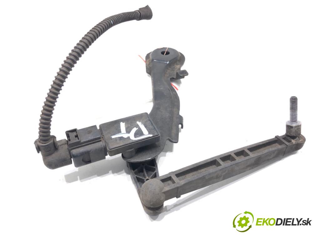 AUDI A6 C8 Kombi 2022 441 kW RS6 Mild Hybrid quattro 3996 Snímač XENON pravy zad 4K0907504