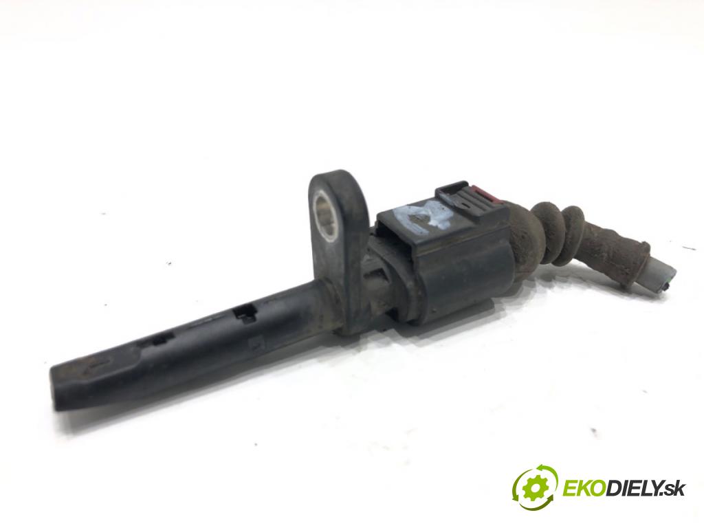 AUDI A6 C8 Kombi 2022 441 kW RS6 Mild Hybrid quattro 3996 Snímač ABS pravy predný 4M0927803C