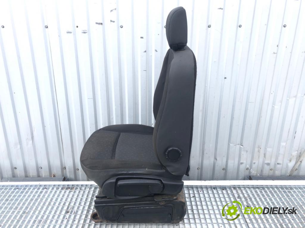 OPEL MOVANO B Platforma / podwozie 2019 96 kW 2.3 CDTI FWD (EV, HV, UV) 2298 sedadlo levý přední část
