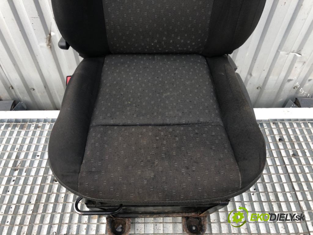 OPEL MOVANO B Platforma / podwozie 2019 96 kW 2.3 CDTI FWD (EV, HV, UV) 2298 sedadlo levý přední část