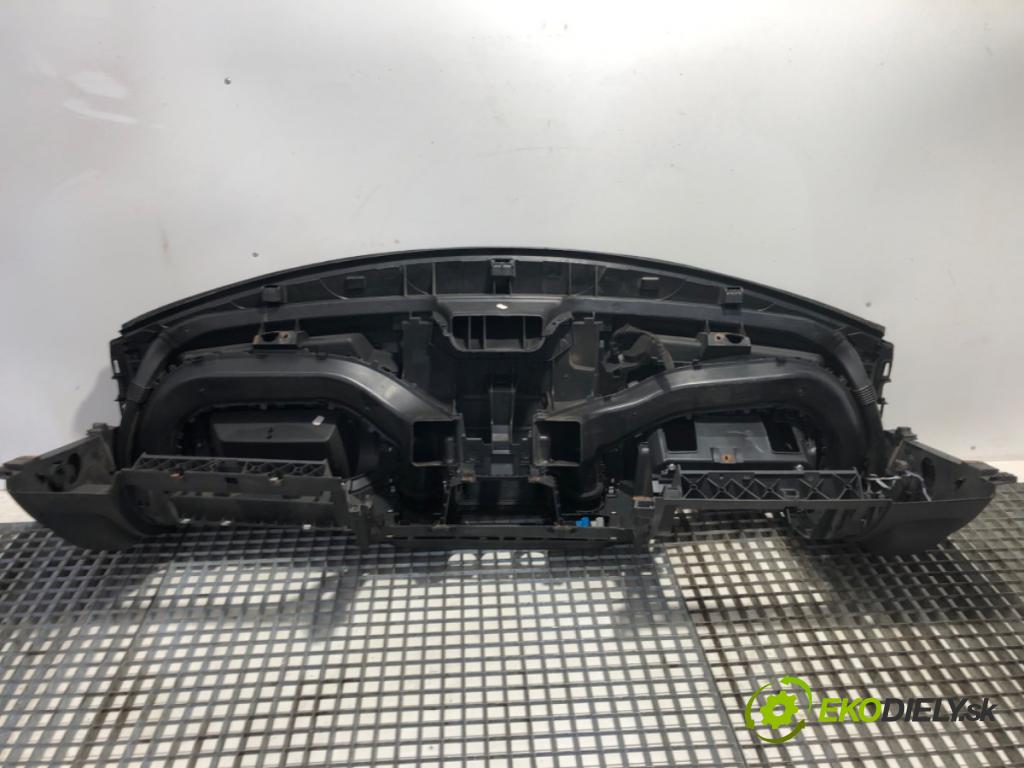 OPEL MOVANO B Platforma / podwozie 2019 96 kW 2.3 CDTI FWD (EV, HV, UV) 2298 Palubná doska  (Palubná doska)