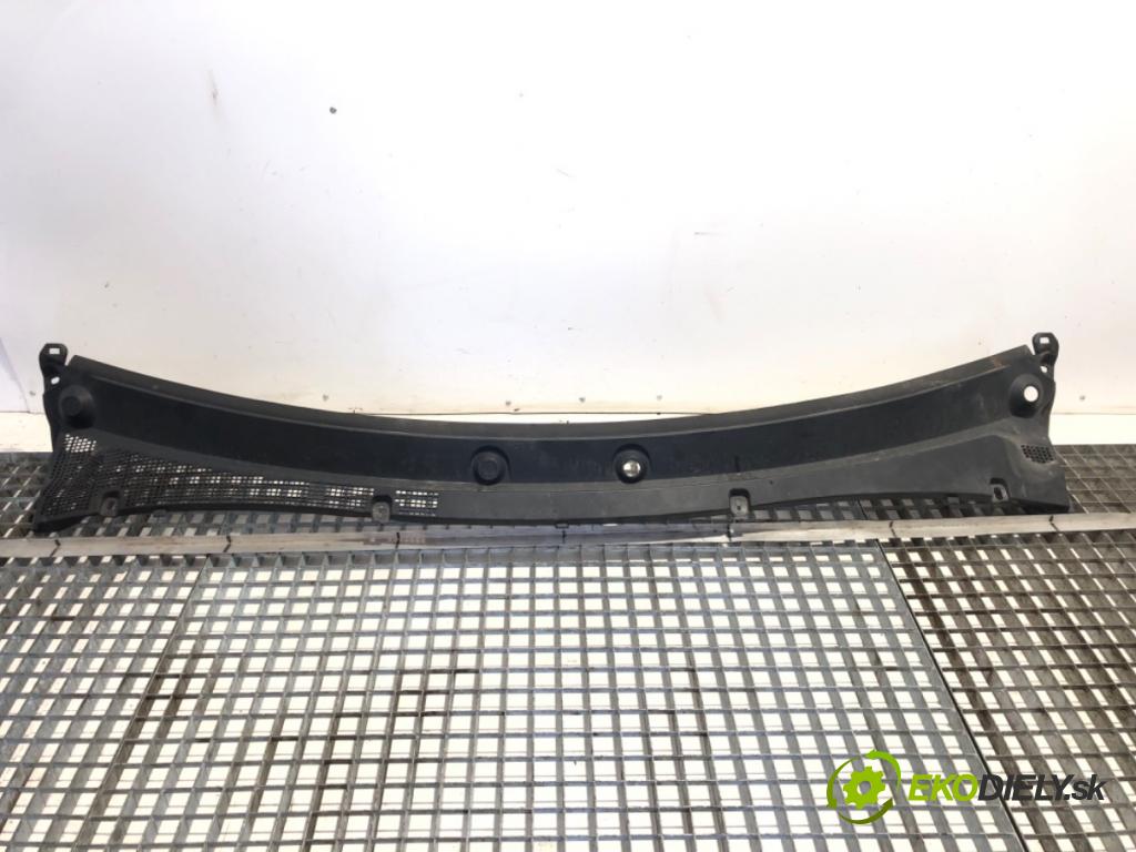 OPEL MOVANO B Platforma / podwozie 2019 96 kW 2.3 CDTI FWD (EV, HV, UV) 2298 Torpédo, plast pod čelné okno 668110010R (Torpédo (plast pod čelným sklom))