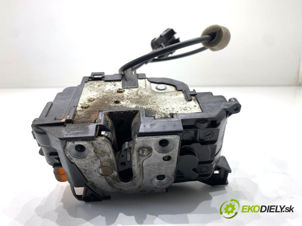 OPEL MOVANO B Platforma / podwozie 2019 96 kW 2.3 CDTI FWD (EV, HV, UV) 2298 zámok Dvere ľavy predný 