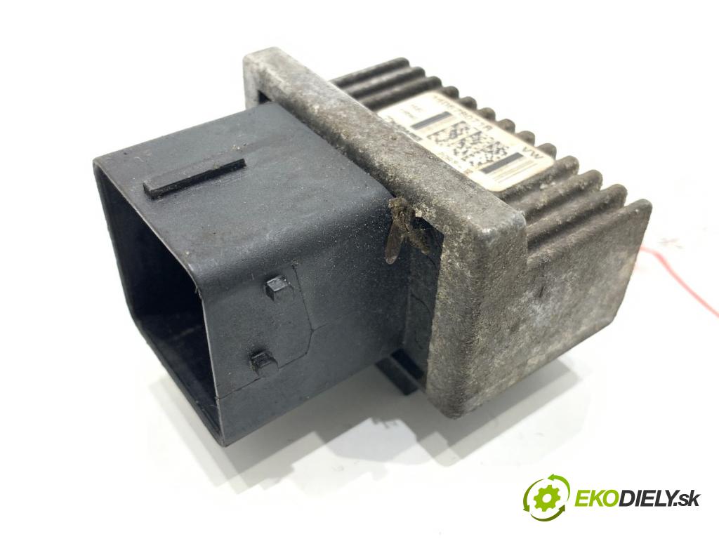 OPEL MOVANO B Platforma / podwozie 2019 96 kW 2.3 CDTI FWD (EV, HV, UV) 2298 relé sviečok žhavenia 110678071R (Relé)