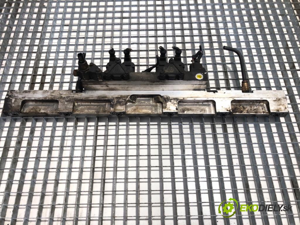 SCANIA P,G,R,T - series Ciągnik siodłowy 2008 279 kW R 380 279 kW [380 KM] olej napędowy 2004 - 2022 10600 Lišta vstrekovacia  (Vstrekovacia lišta)