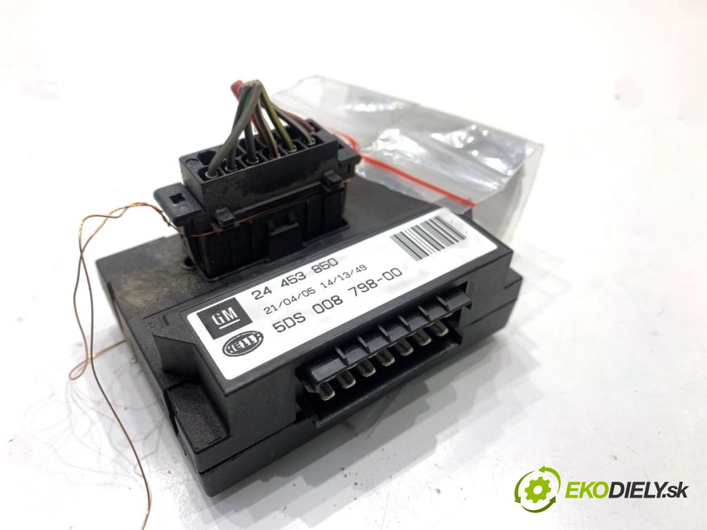 OPEL ASTRA H Kombi 2005 110 kW 1.9 CDTI (L35) 1910 Modul ťažného oka 24453850 (Riadiaca jednotka ostatné)