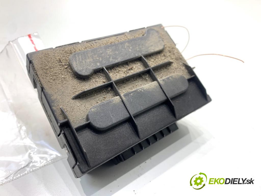 OPEL ASTRA H Kombi 2005 110 kW 1.9 CDTI (L35) 1910 modul tažného oka 24453850 (Řídící jednotka ostatní)