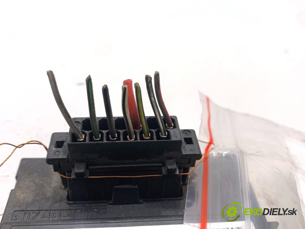 OPEL ASTRA H Kombi 2005 110 kW 1.9 CDTI (L35) 1910 modul tažného oka 24453850 (Řídící jednotka ostatní)