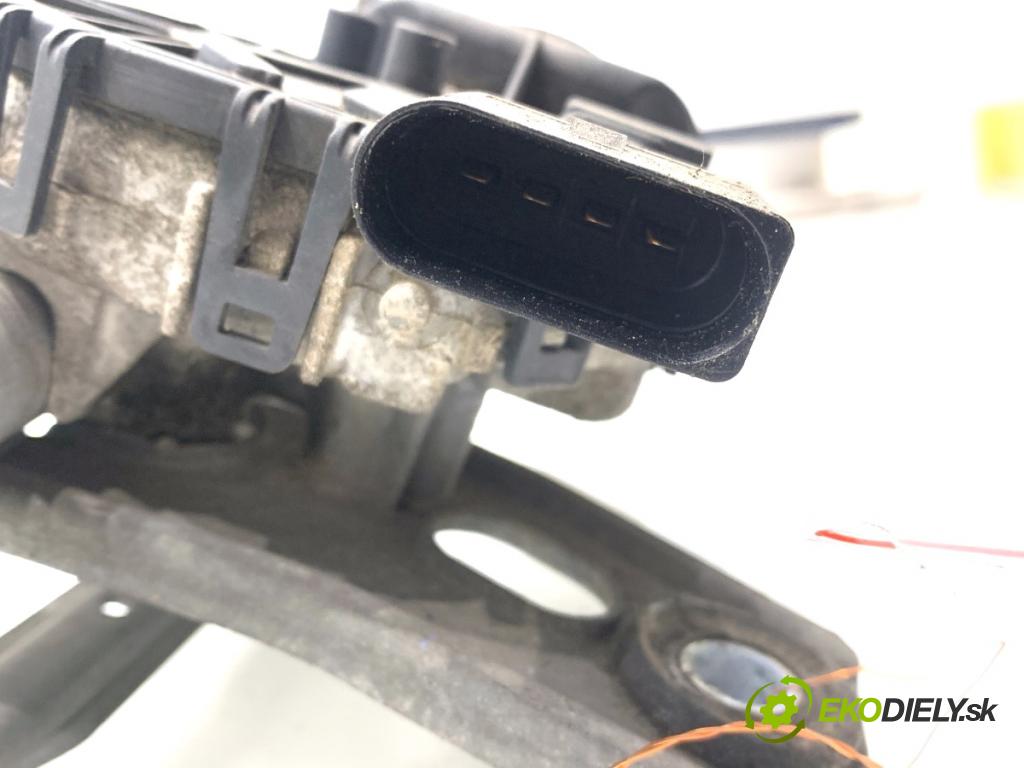 OPEL ASTRA H Kombi 2005 110 kW 1.9 CDTI (L35) 1910 mechanismus stěračů přední část 13111211 (Motorek stěračů přední)