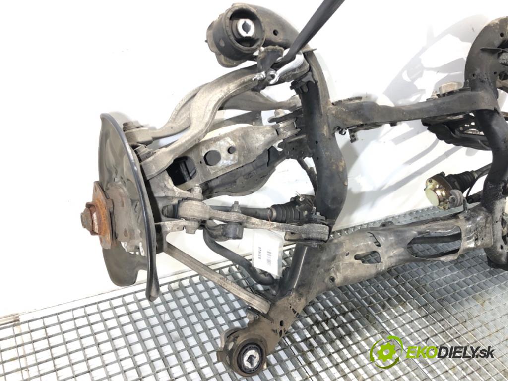 AUDI A6 C8 Kombi 2022 441 kW RS6 Mild Hybrid quattro 3996 Výstuha zad