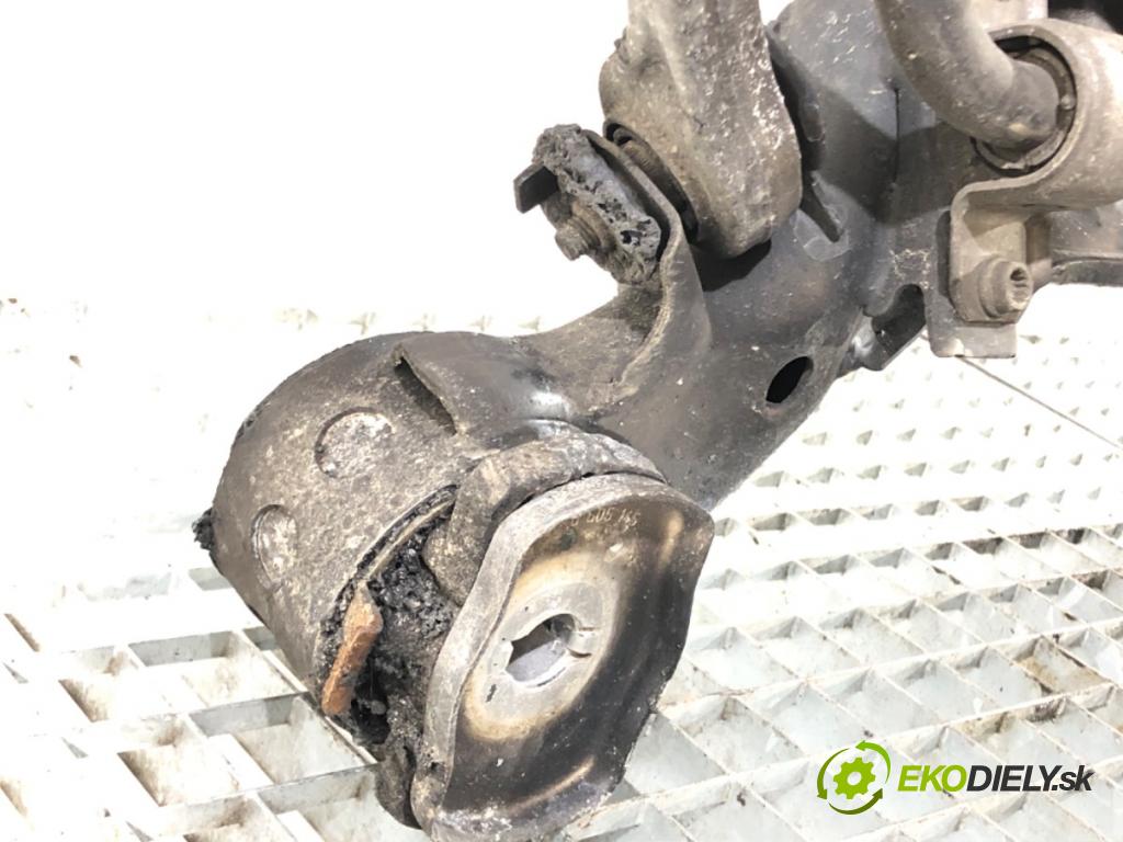 AUDI A6 C8 Kombi 2022 441 kW RS6 Mild Hybrid quattro 3996 Výstuha zad