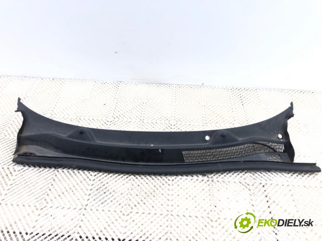 OPEL CORSA D liftback 2007 55 kW 1.3 CDTI (L08, L68) 1248 Torpédo, plast pod čelné okno 13203618 (Torpédo (plast pod čelným sklom))