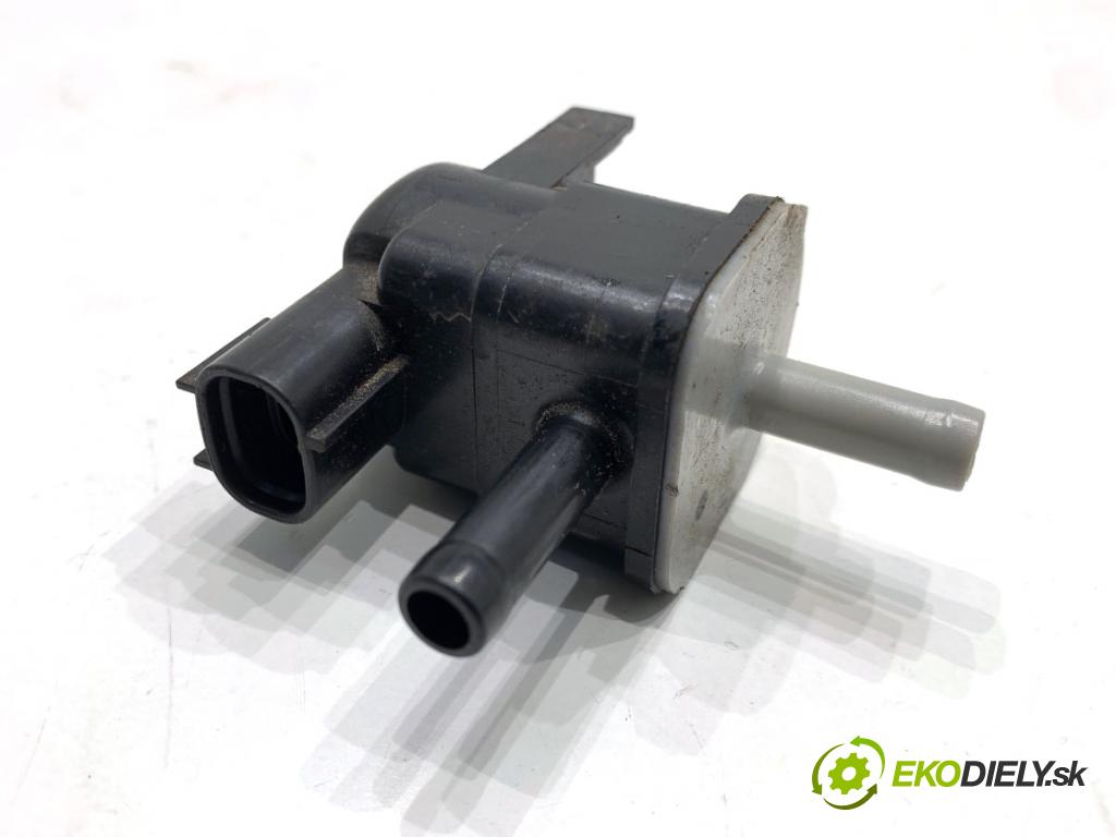 TOYOTA YARIS II liftback 2009 74 kW 1.33 VVT-i (NSP90_) 1329 Ventil tlaku 90910-TC002 (Ventil)