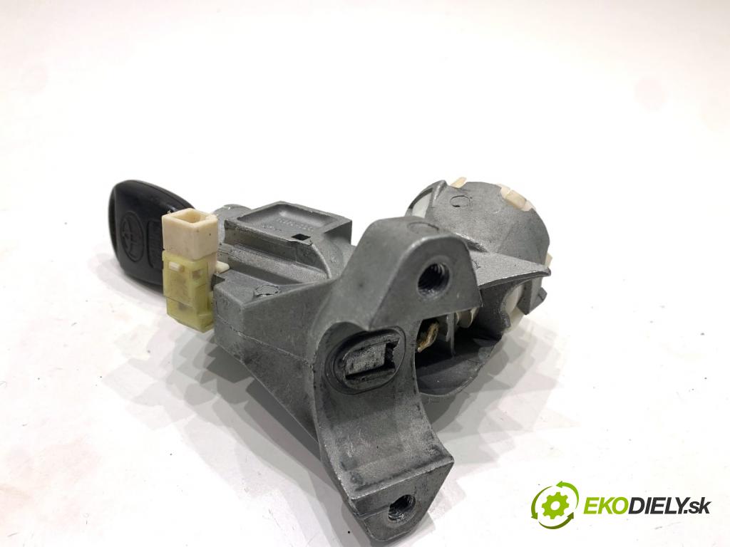 TOYOTA YARIS II liftback 2009 74 kW 1.33 VVT-i (NSP90_) 1329 spinačka N0502241 (Spínacia skrinka)