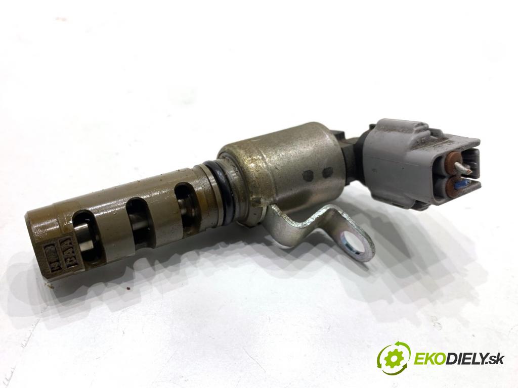 TOYOTA YARIS II liftback 2009 74 kW 1.33 VVT-i (NSP90_) 1329 Snímač variabilný fázy 347020-5220 (Snímač)