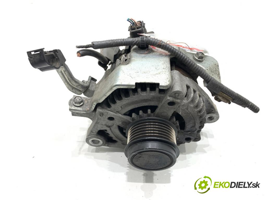 TOYOTA YARIS II liftback 2009 74 kW 1.33 VVT-i (NSP90_) 1329 Alternátor 27060-0Y060 (Alternátor)