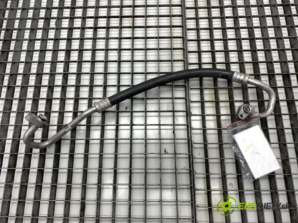 TOYOTA YARIS II liftback 2009 74 kW 1.33 VVT-i (NSP90_) 1329 rúrka klimatizace 88712-0D330 (Trubka klimatizace)