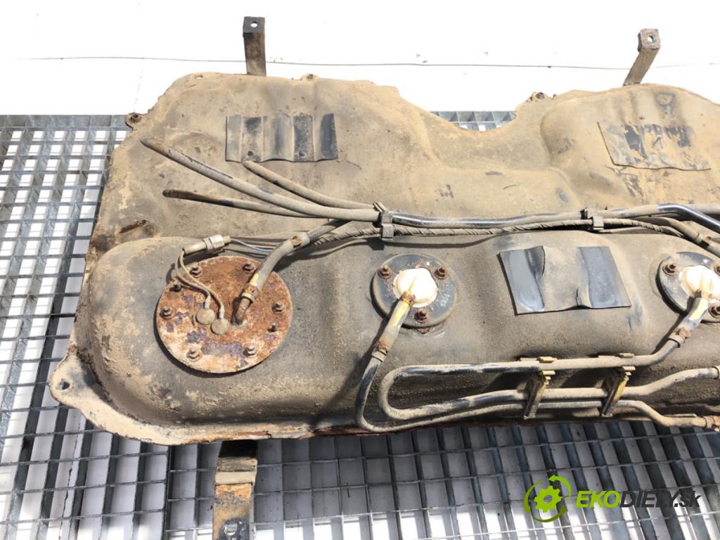 SUBARU FORESTER II SUV 2005 92 kW 2.0 AWD (SG5) 1994 Nádržka paliva 42021-SA000 (Palivová nádrž)