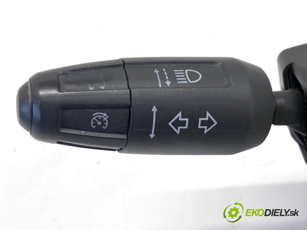 OPEL CORSA D liftback 2010 51 kW 1.2 (L08, L68) 1229 Prepínač kombinovaný 12274700 (Prepínacie páčky pod volantom)