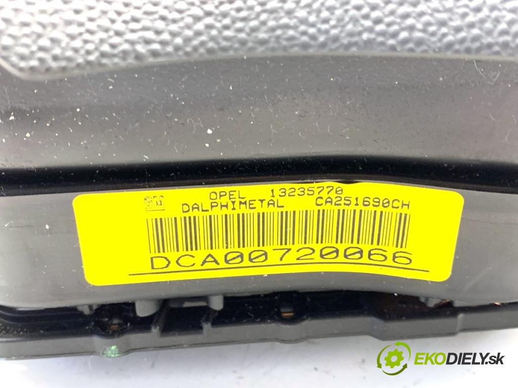 OPEL CORSA D liftback 2010 51 kW 1.2 (L08, L68) 1229 AirBag volantu 13235770 (Airbag)