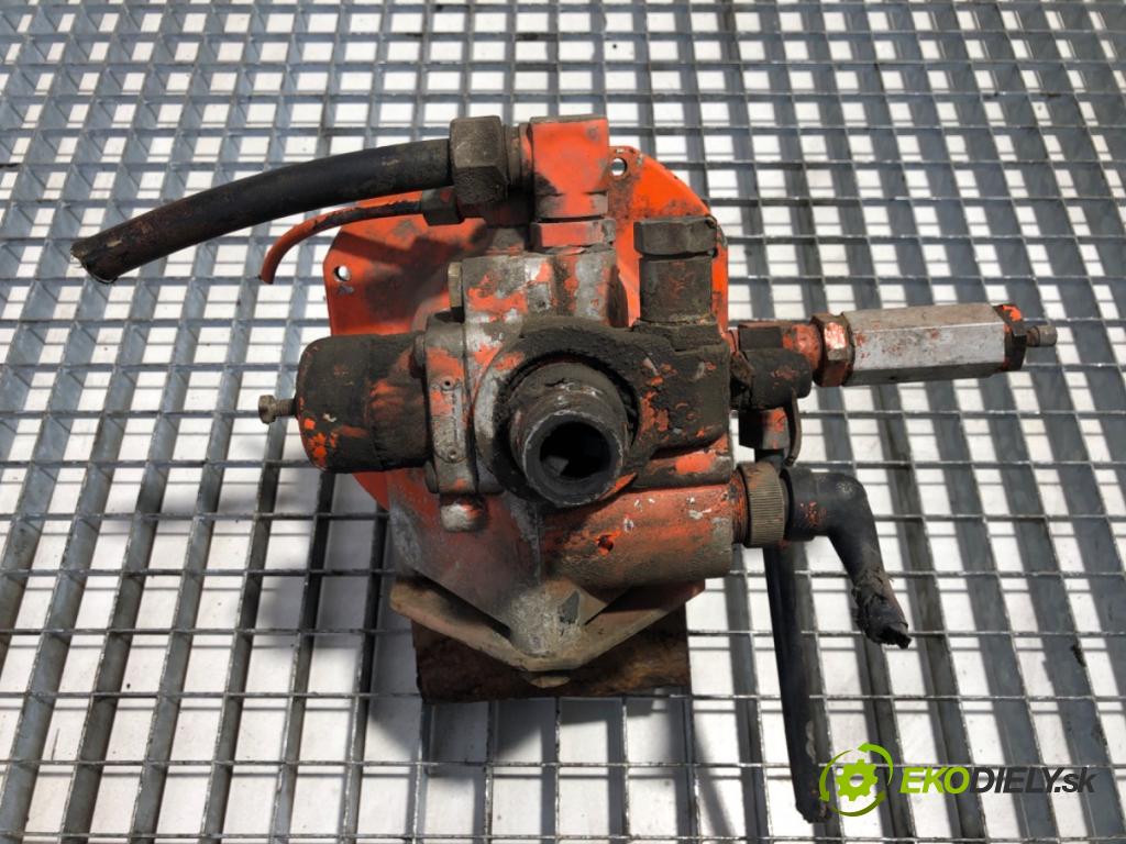 STAR   1999 110 kW 6842 cm3 110 kW [150 KM] 6842 kondenzátor sušič vzduchu  (Klimatizace ostatní)