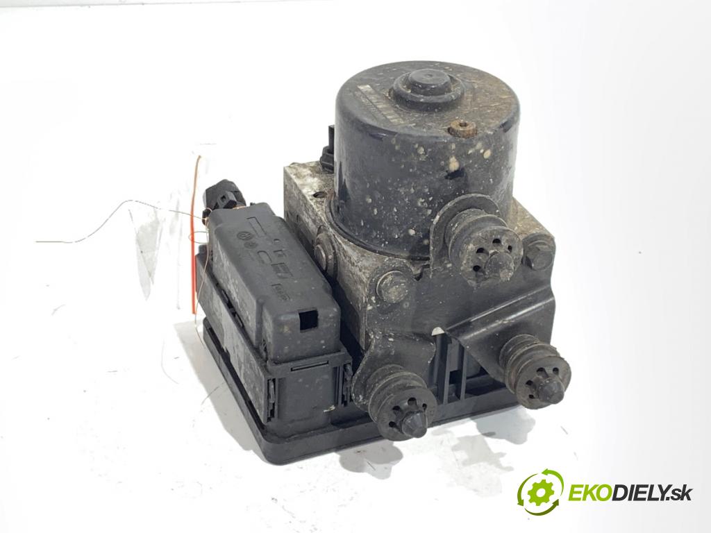 VW GOLF V liftback 2003 77 kW 1.9 TDI 1896 Pumpa ABS 1K0907379K (Pumpa ABS)