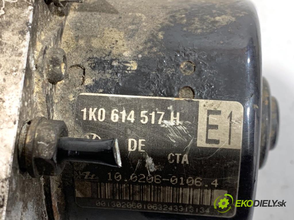 VW GOLF V liftback 2003 77 kW 1.9 TDI 1896 Pumpa ABS 1K0907379K (Pumpa ABS)