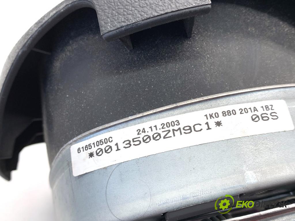 VW GOLF V liftback 2003 77 kW 1.9 TDI 1896 AirBag volantu 1K0880201A (Airbag)