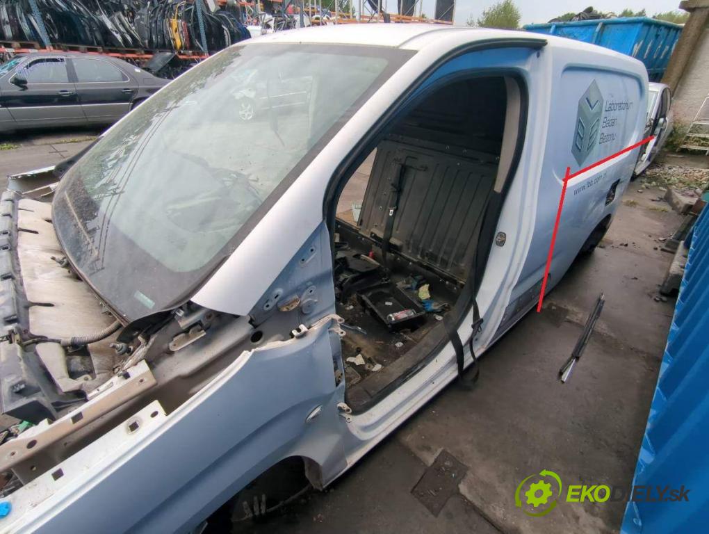 CITROEN BERLINGO III nadwozie wielkoprzestrzenne (MPV) 2019 73 kW 1.6 BlueHDi 100 1560 karoséria ČTVRŤÁK: ľavá strana zadná 