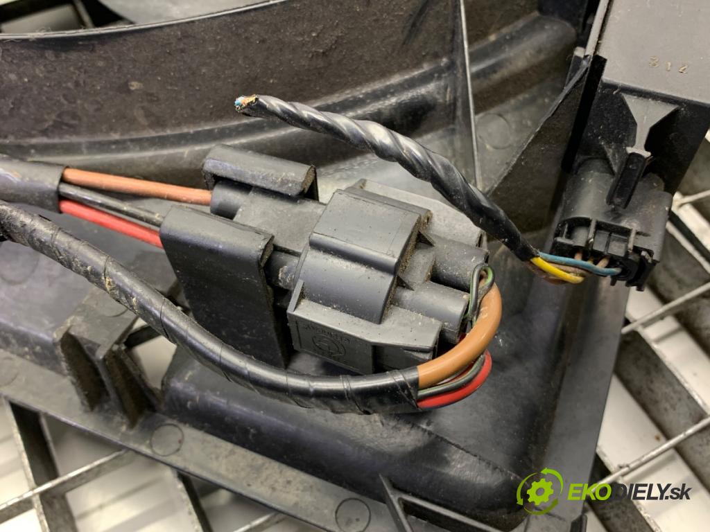 BMW E46 liftback 2002 85 kW 316 ti 1596 Ventilátor chladiča 0130303874 (Ventilátor)